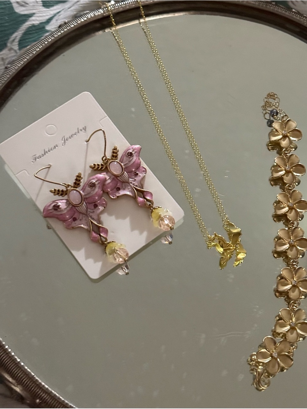 Fashion Jewelry Butterfy/floral set-earrings-Necklace-bracelet-NWOT